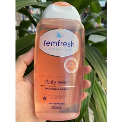 Dung Dịch Vệ Sinh Phụ Nữ Hàng Ngày Femfresh Daily Intimate Wash 250Ml -Mẫu Mới 2 Femfresh Daily Intimate